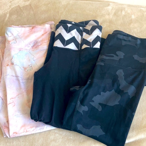 lululemon athletica Pants - ❌❎ not for sale❎❌ 3pair of yogapants and Capri! Free gift 🎁